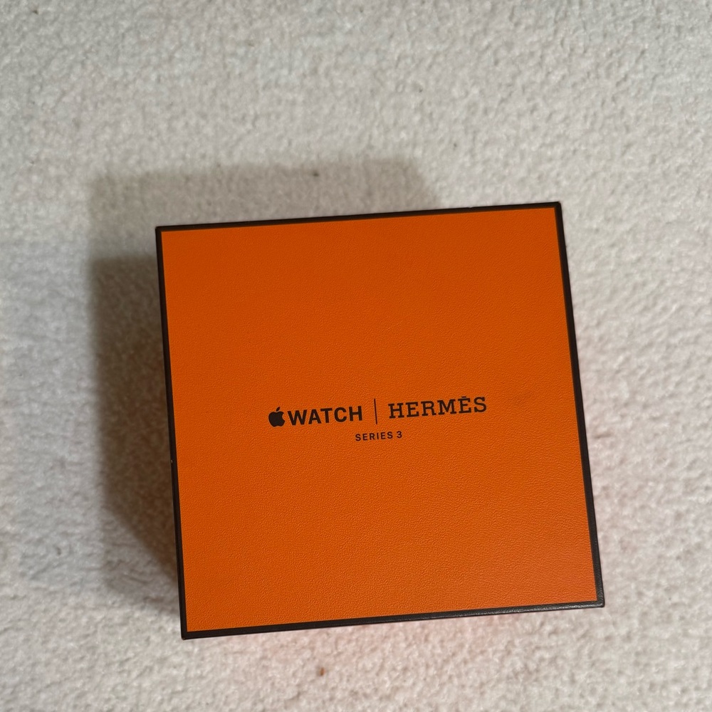 🧡Hermés Apple Watch Series 3🧡